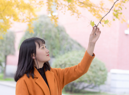 在菲律宾出生的孩子，办理中国护照要多久？